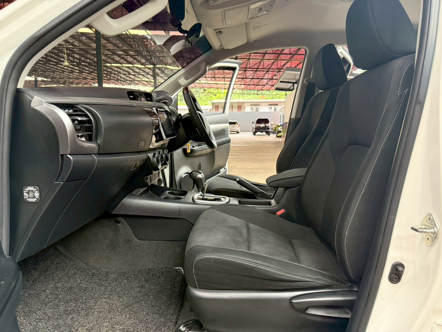 TOYOTA REVO 2.4 E PLUS PRERUNNERDOUBLECAB 2018