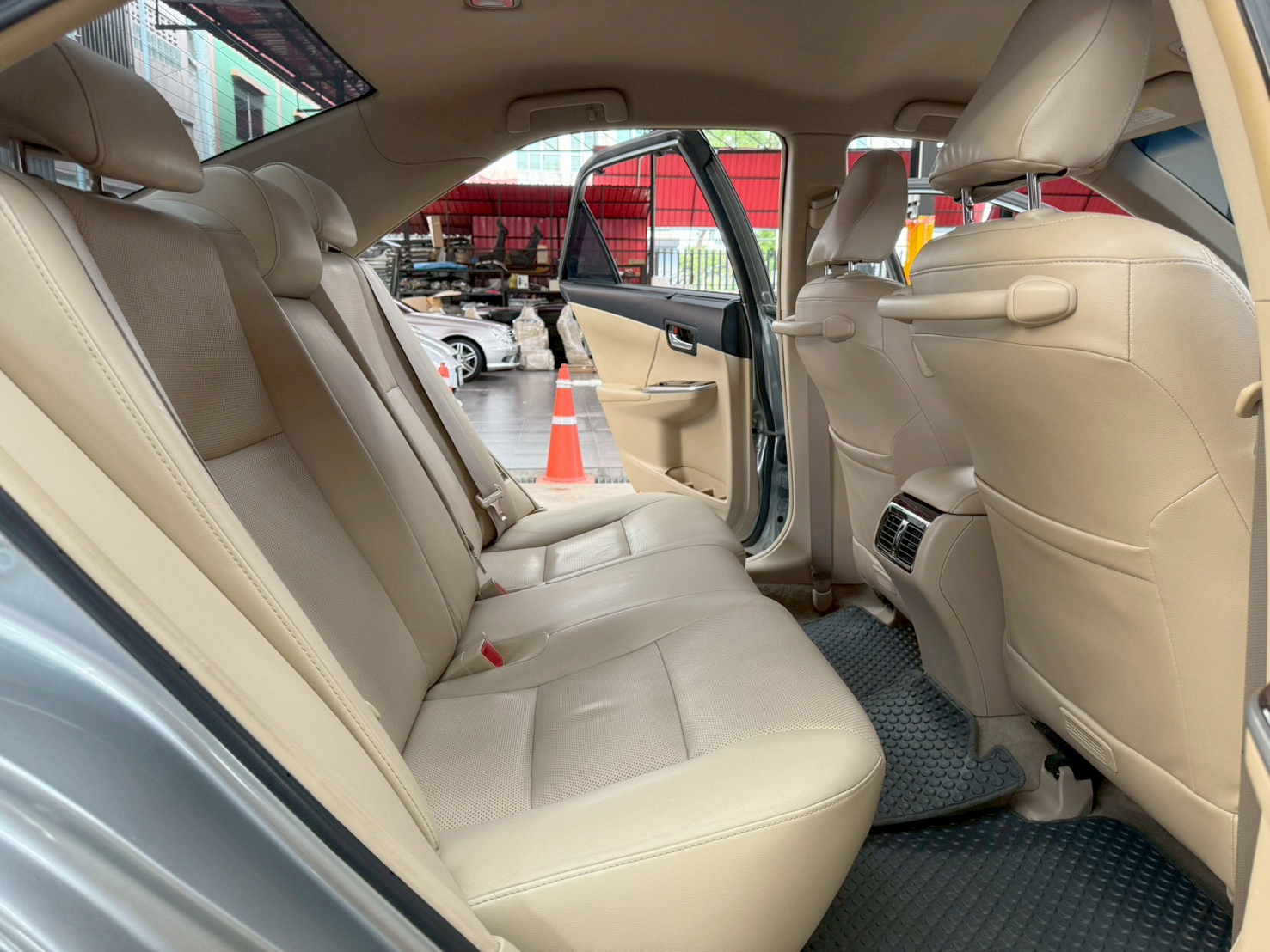 TOYOTA CAMRY 2.5 HYBRID ( CD ) 2013