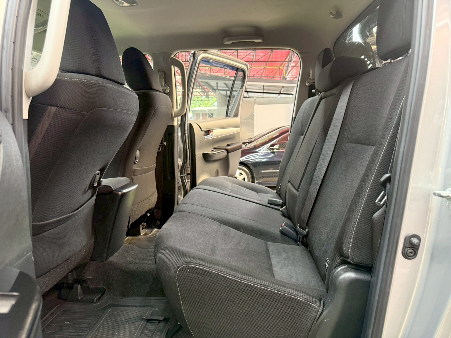 TOYOTA REVO 2.4 MID PRERUNNER DOUBLECAB 2020