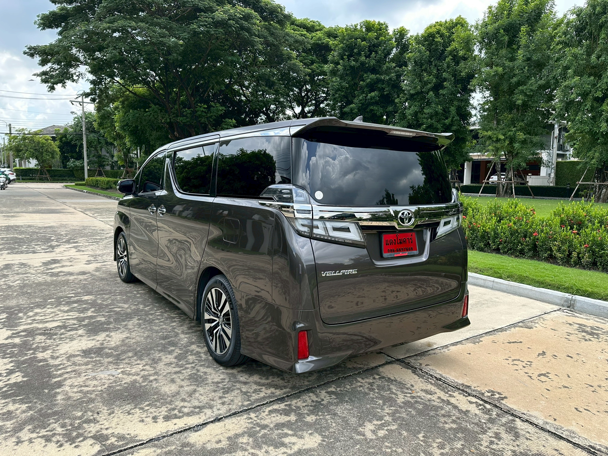 TOYOTA VELLFIRE 2.5 Z-G EDITION 2023