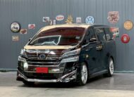 TOYOTA VELLFIRE 2.5 HYBRID X E-FOUR 2021