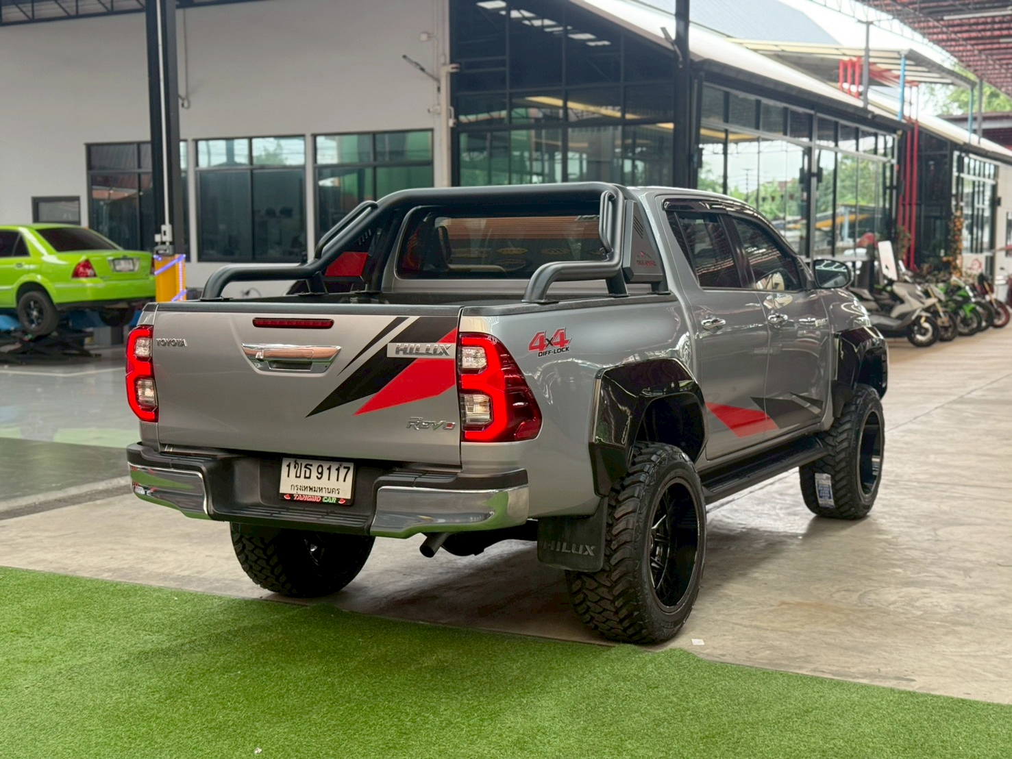 TOYOTA REVO 2.4 MID PRERUNNER DOUBLECAB 2020