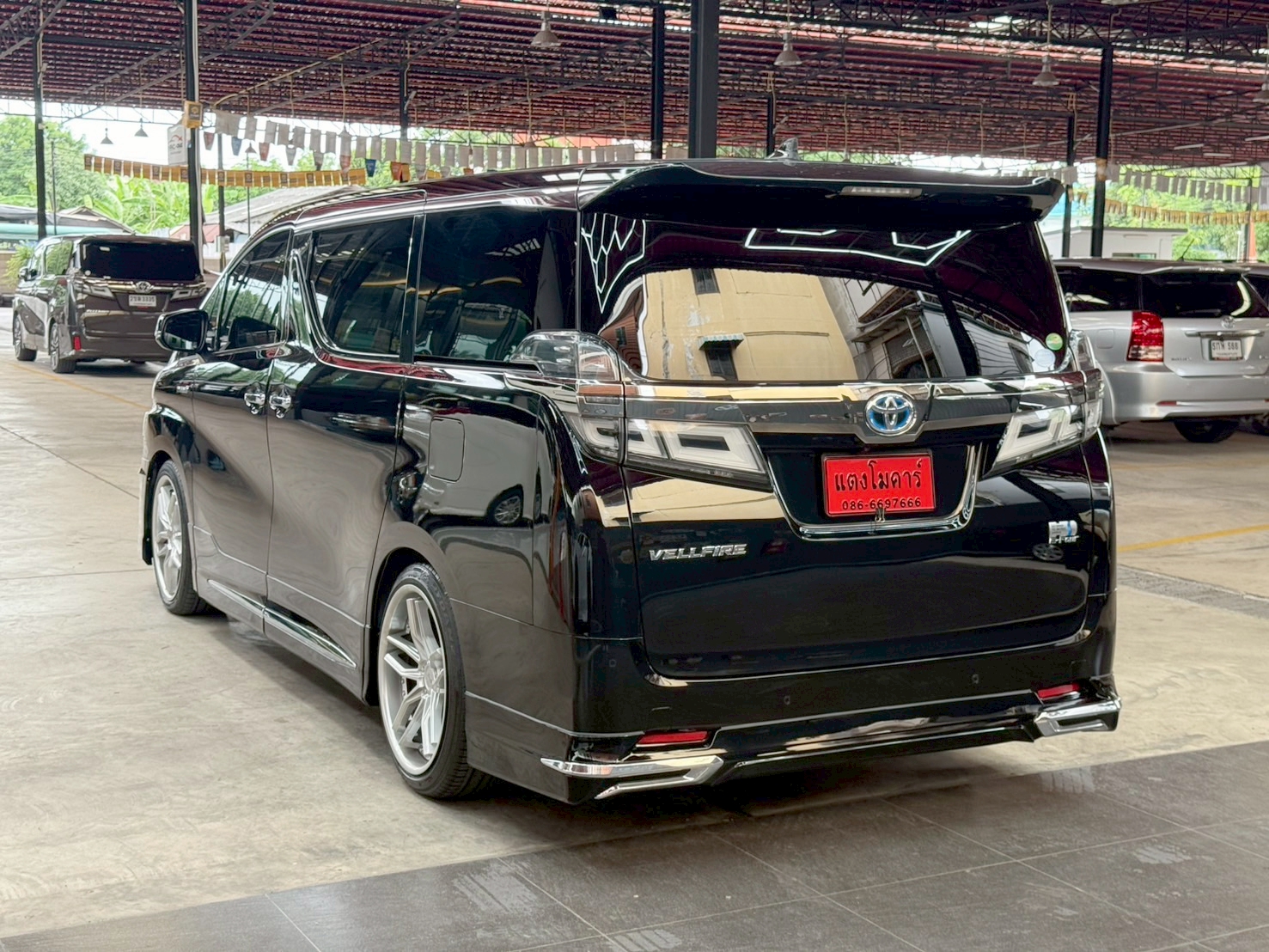 TOYOTA VELLFIRE 2.5 HYBRID X E-FOUR 2021