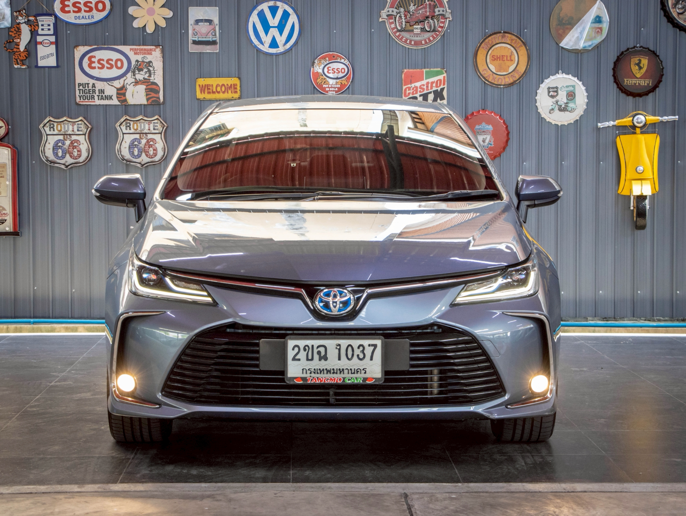 TOYOTA ALTIS  1.8 HYBRID PREMIUM 2021