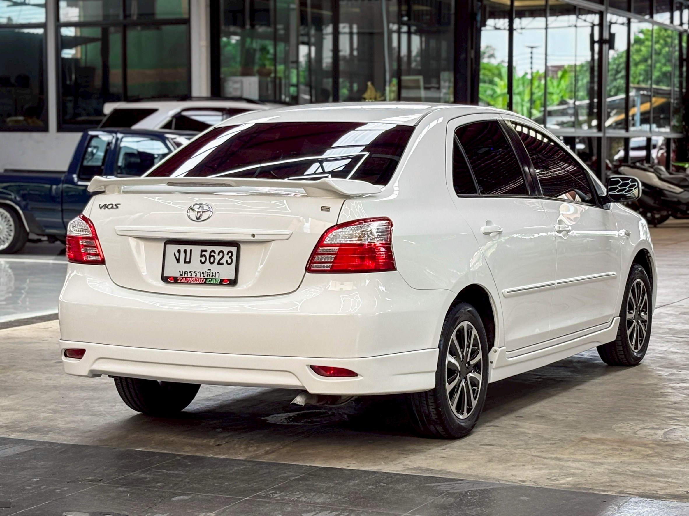TOYOTA VIOS 1.5 E 2012