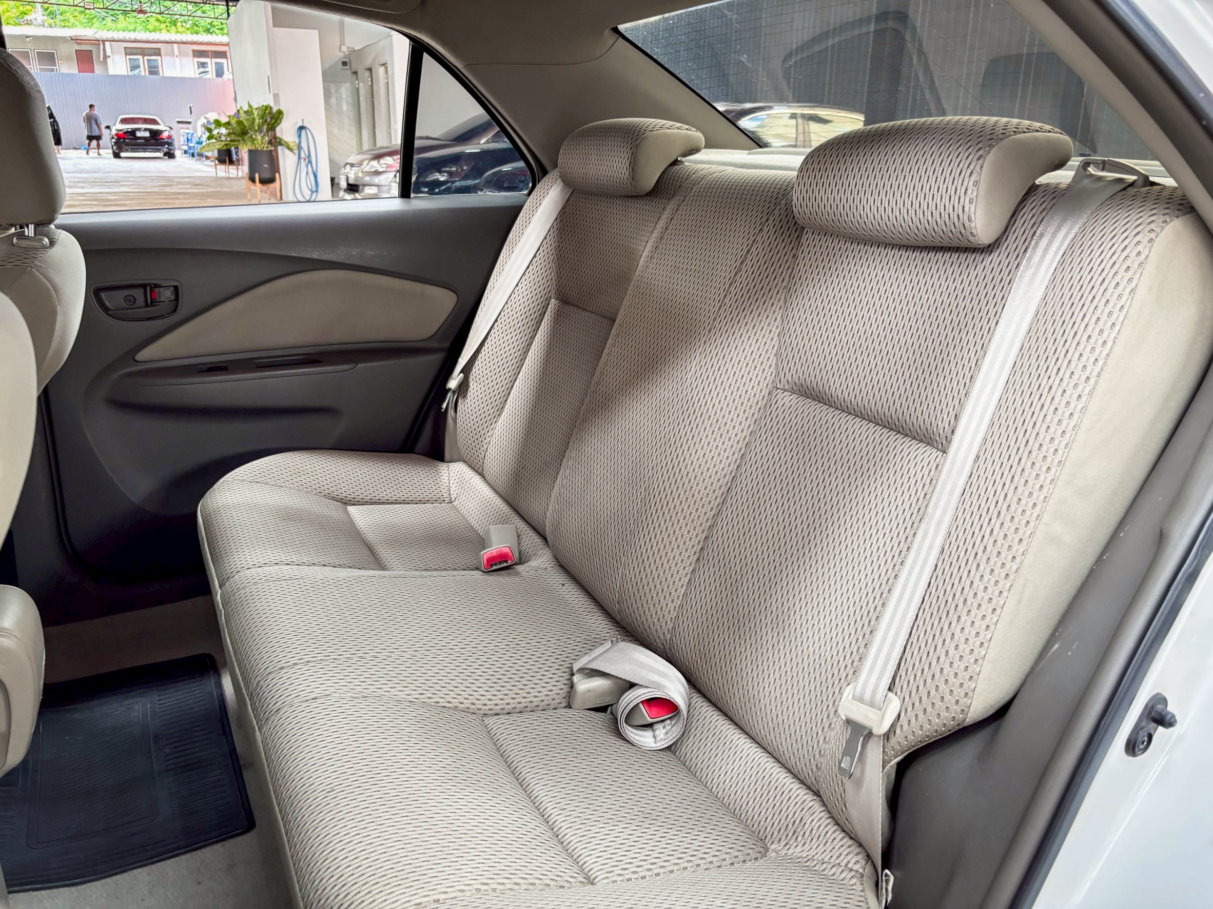 TOYOTA VIOS 1.5 E 2012