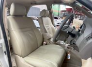 TOYOTA FORTUNER 2.7 V 2009