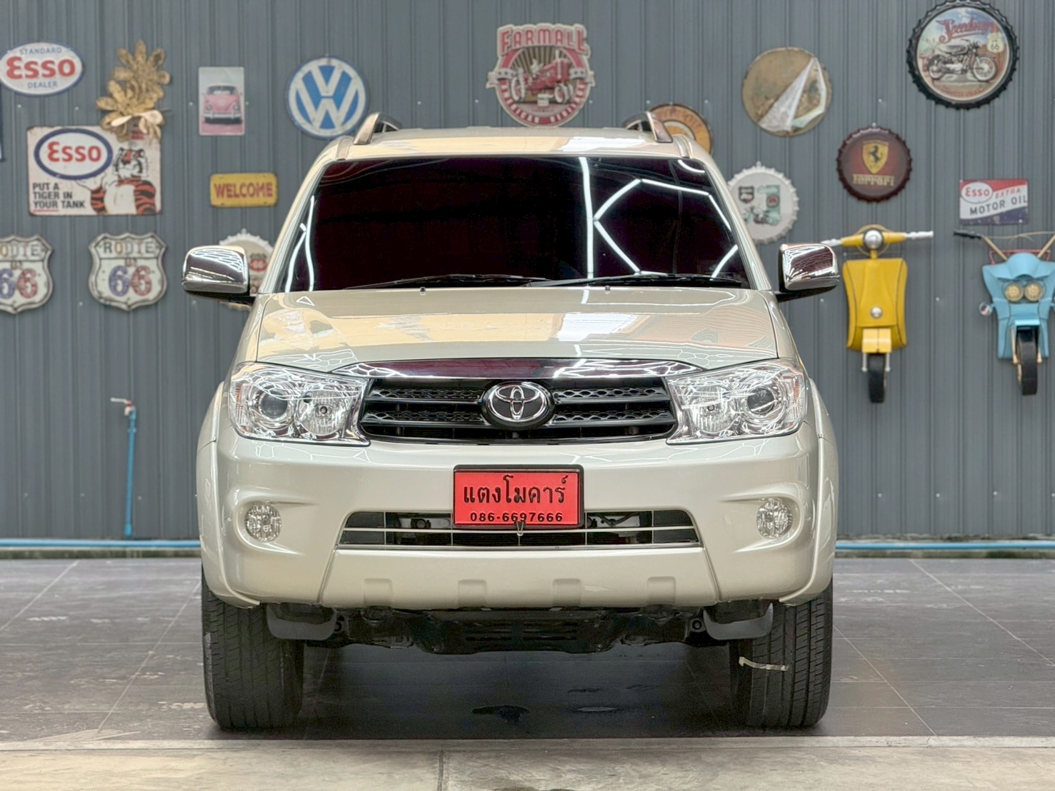TOYOTA FORTUNER 2.7 V 2009