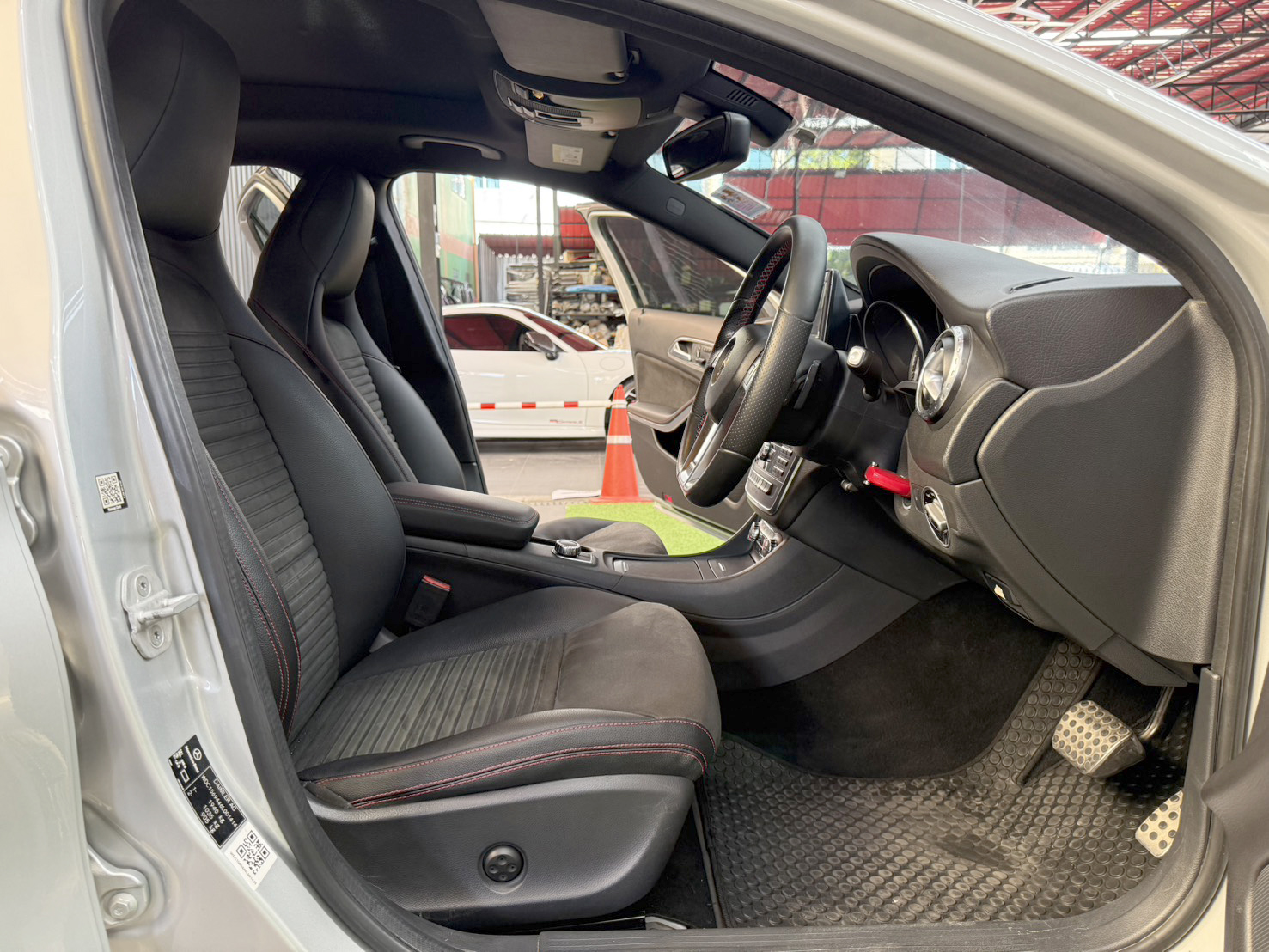 BENZ GLA250 w156 2.0 AMG Dynamic 2016