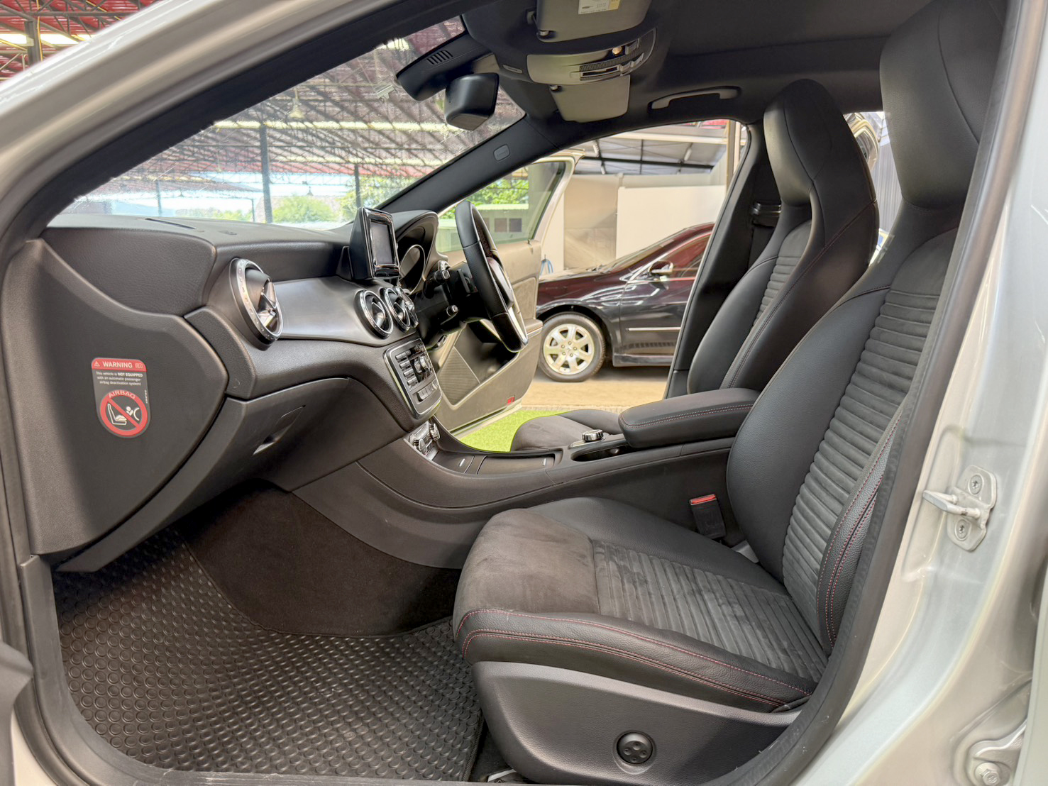 BENZ GLA250 w156 2.0 AMG Dynamic 2016