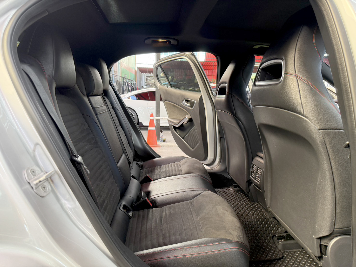 BENZ GLA250 w156 2.0 AMG Dynamic 2016