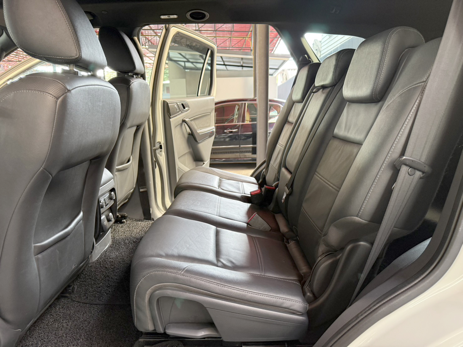 FORD EVEREST 3.2 Titanium+ 4WD 2017