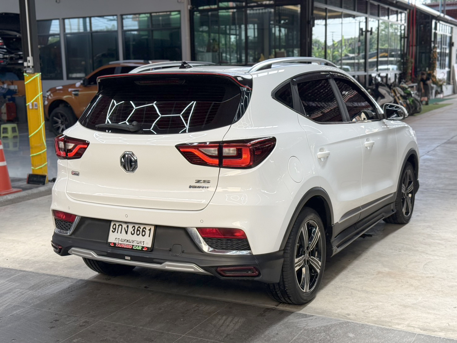 MG ZS 1.5 X+ SUNROOF 2019