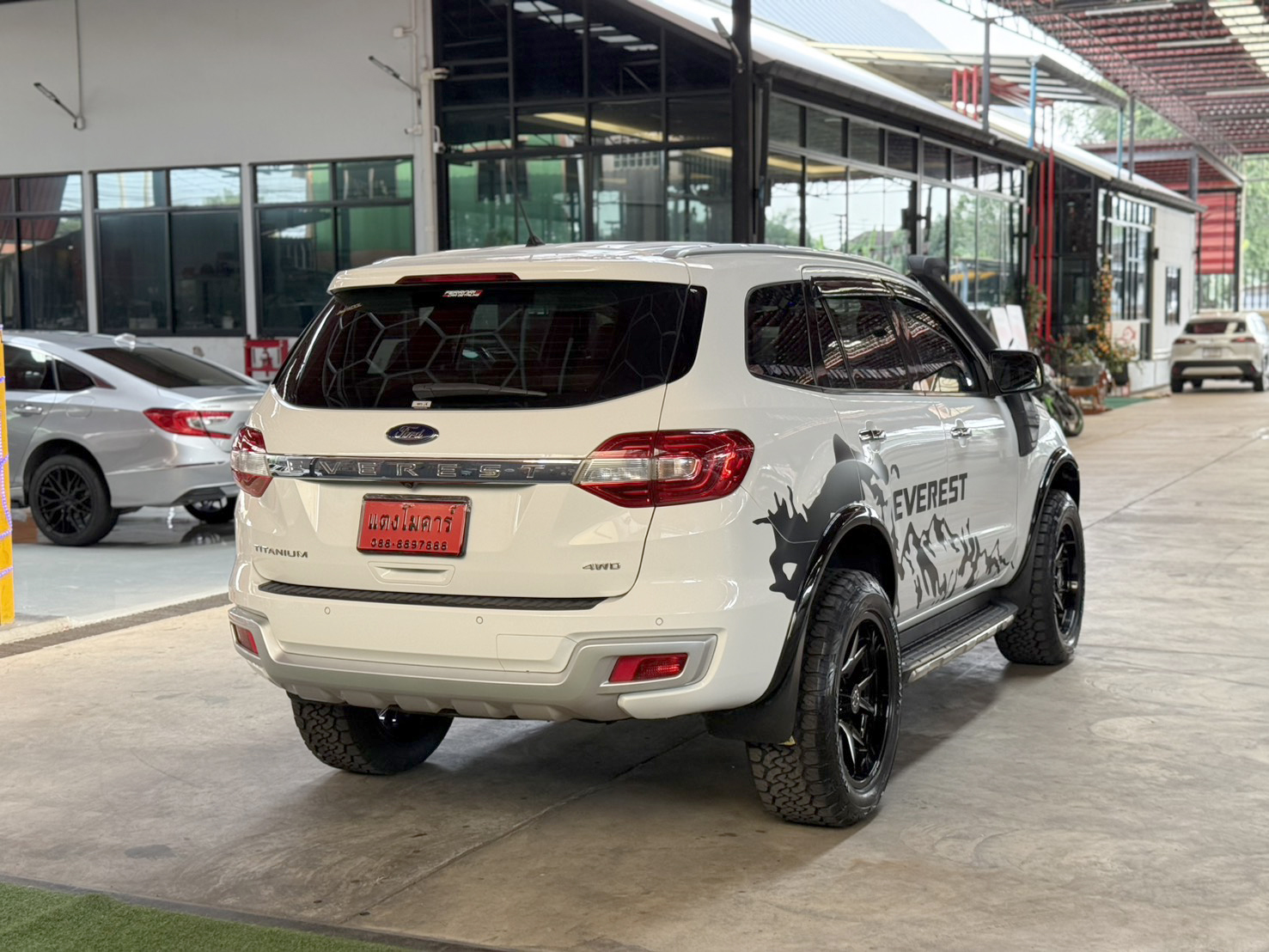 FORD EVEREST 3.2 Titanium+ 4WD 2017