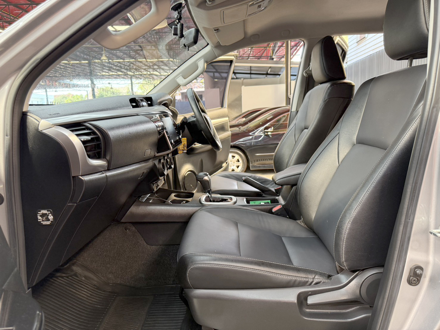 REVO 2.4 MID  PRERUNNER DOUBLECAB 2022