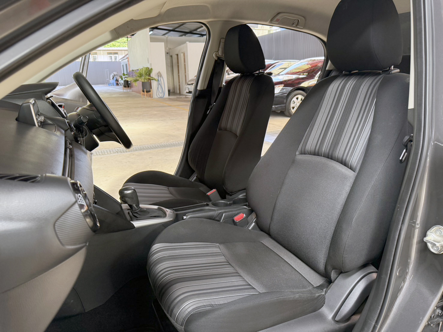 MAZDA2 1.3 E SEDAN 2020