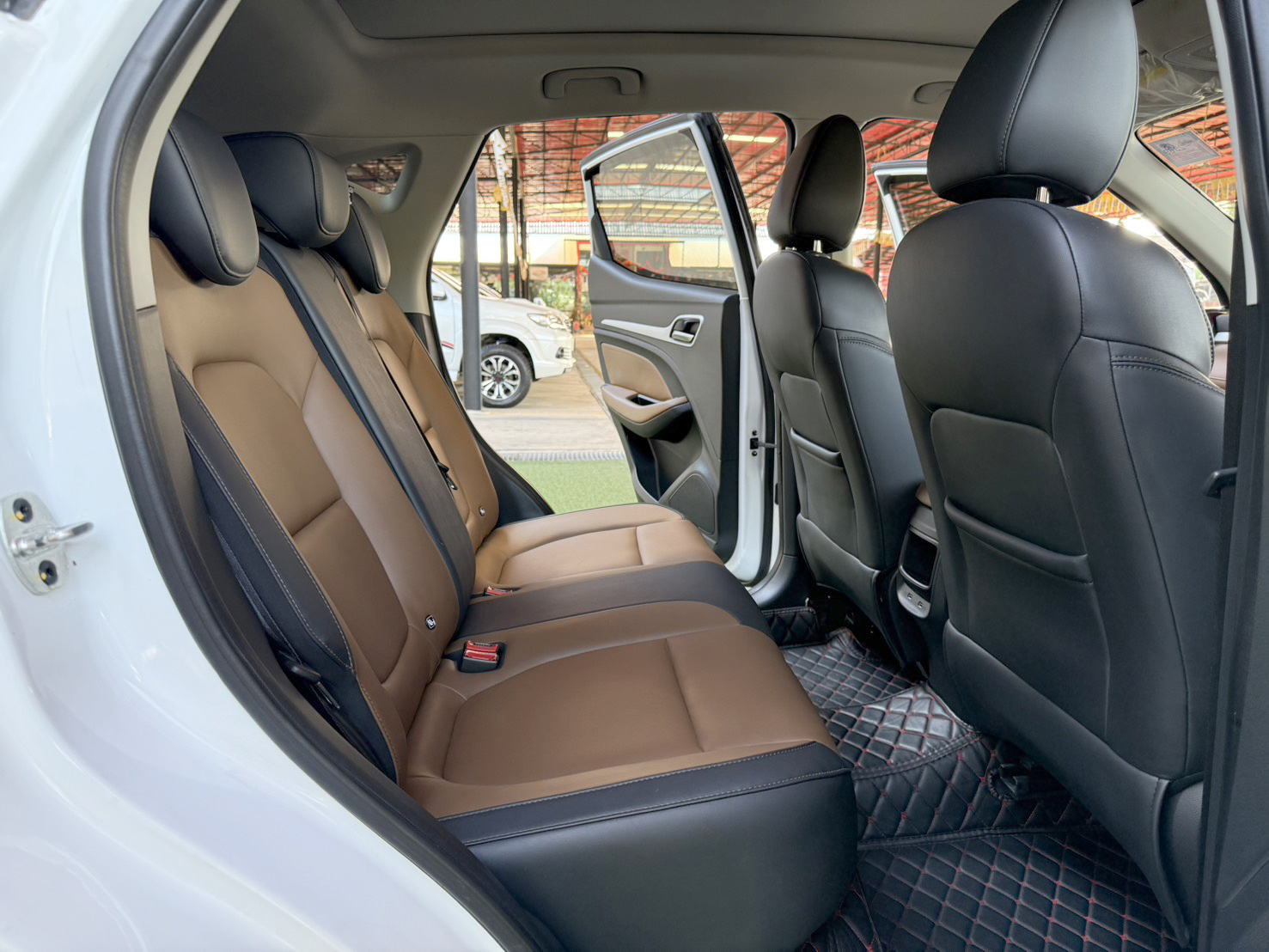 MG ZS 1.5 X+ SUNROOF 2020