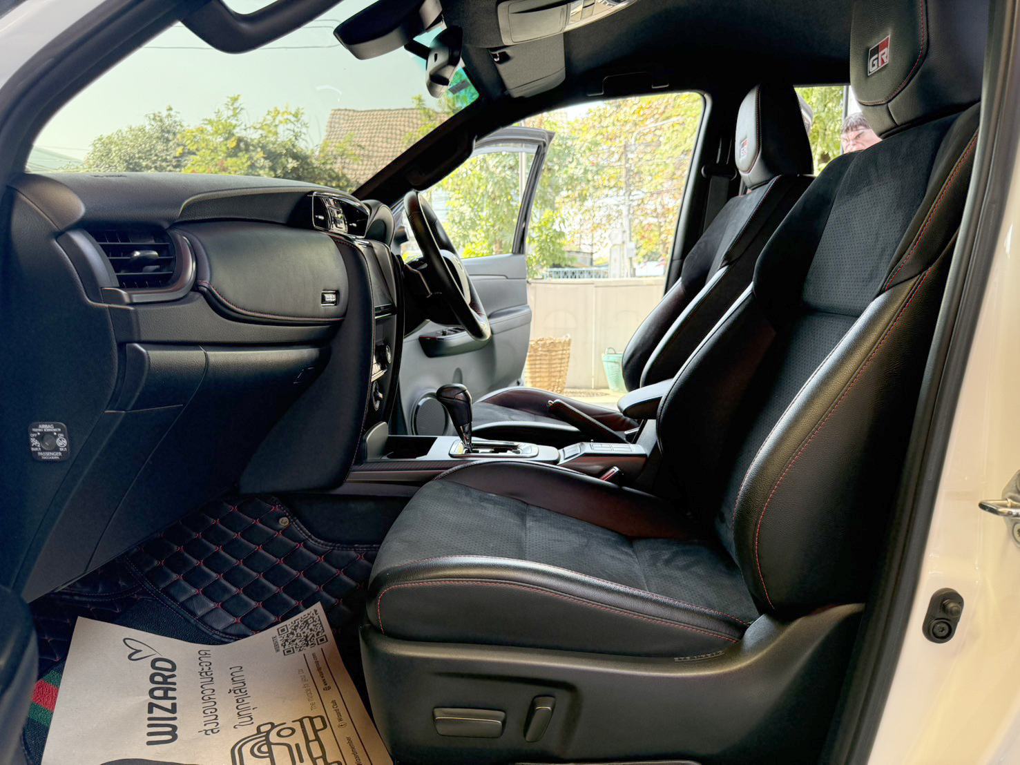 FORTUNER 2.8 GR Sport (Black Top) 4WD 2022