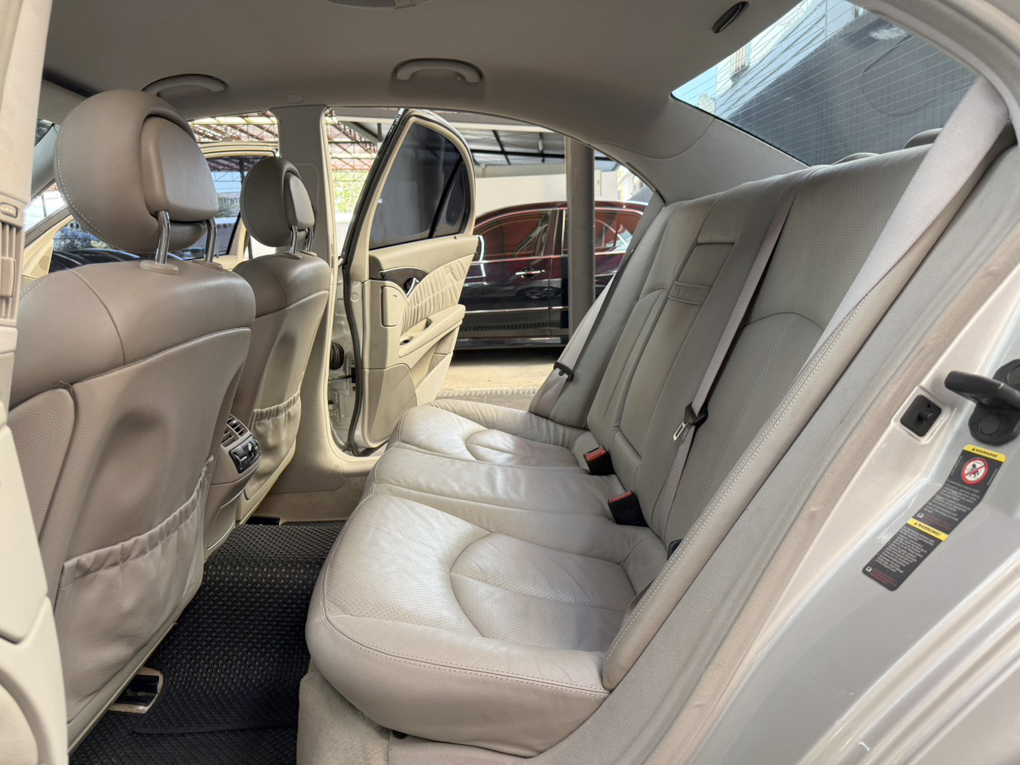 E240 (W211) 2.6 Avantgarde 2003