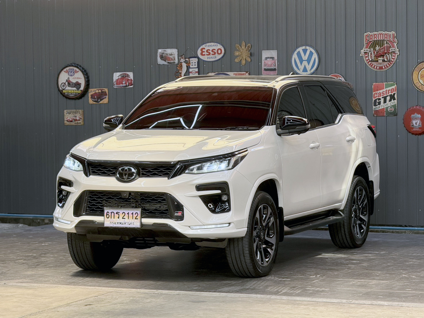 FORTUNER 2.8 GR Sport (Black Top) 4WD 2022