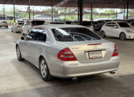 E240 (W211) 2.6 Avantgarde 2003