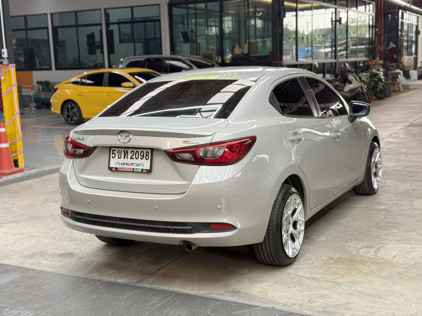 MAZDA2 1.3 C SEDAN 2024