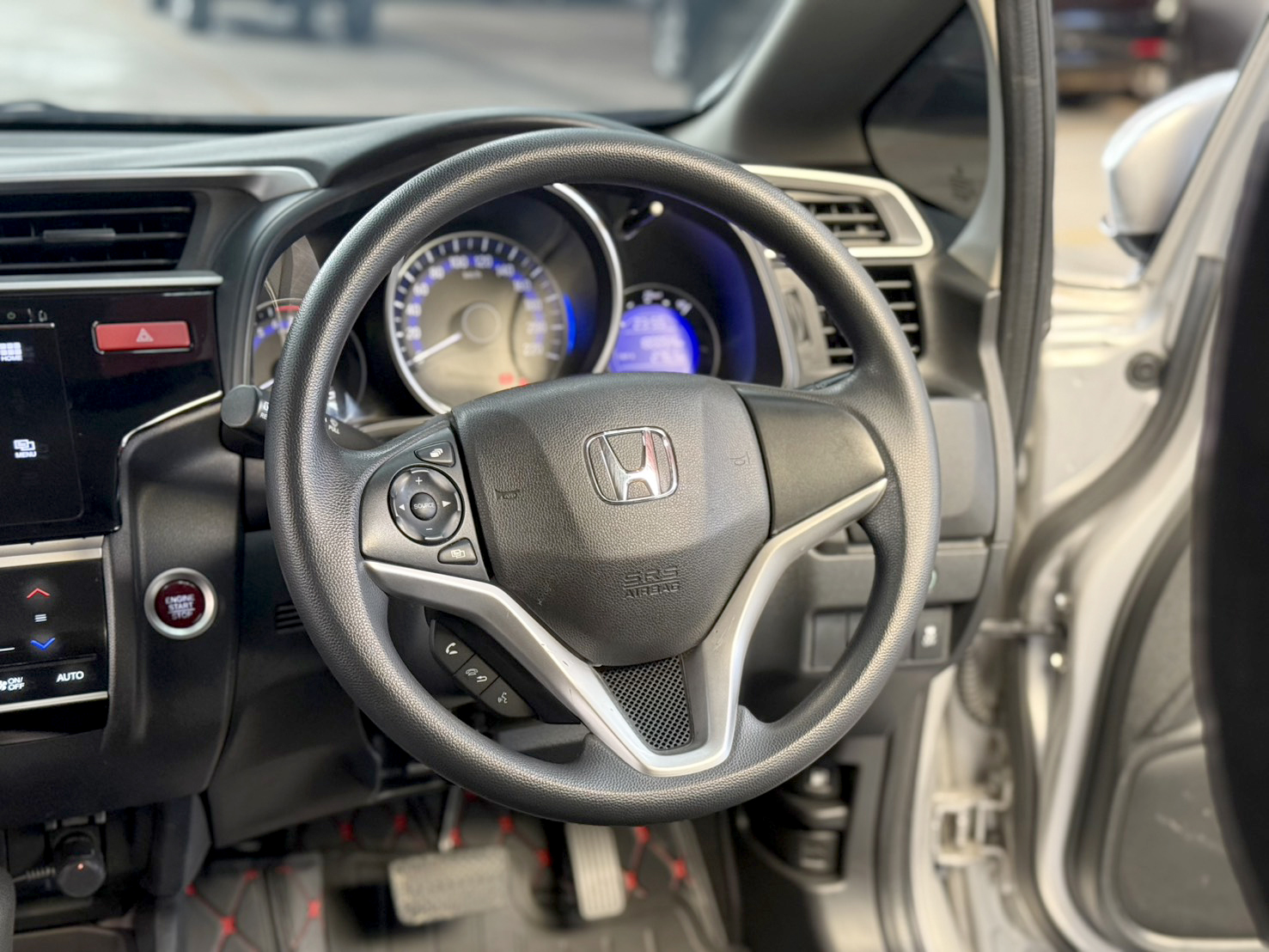 JAZZ 1.5 V+ i-VTEC 2014