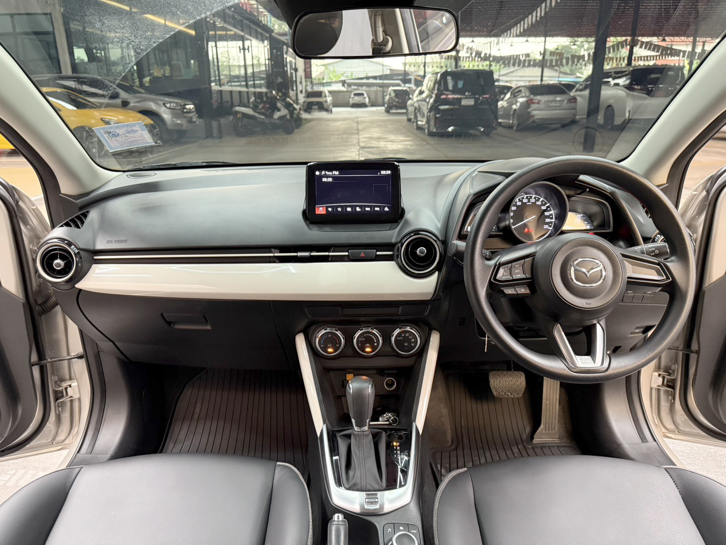 MAZDA2 1.3 C SEDAN 2024