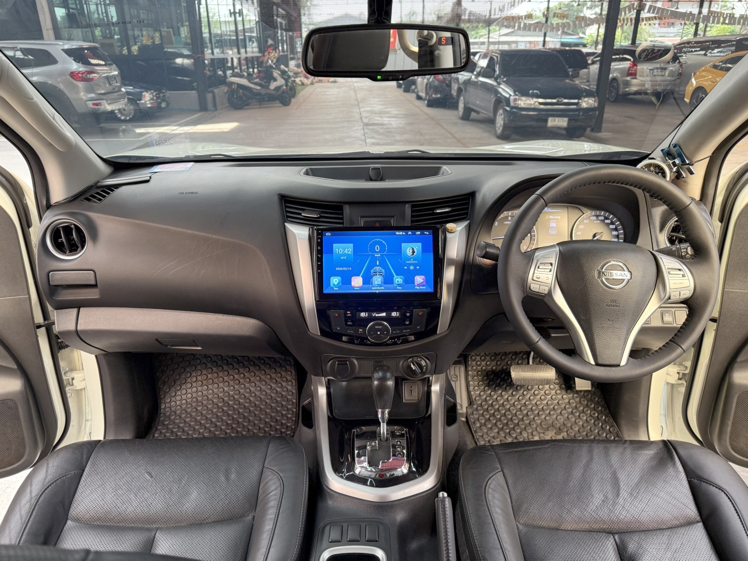 NAVARA NP300 2.5 VL 4WD DoubleCab 2015