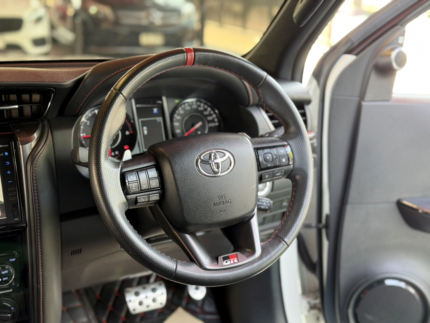 FORTUNER 2.8 GR Sport (Black Top) 4WD 2022