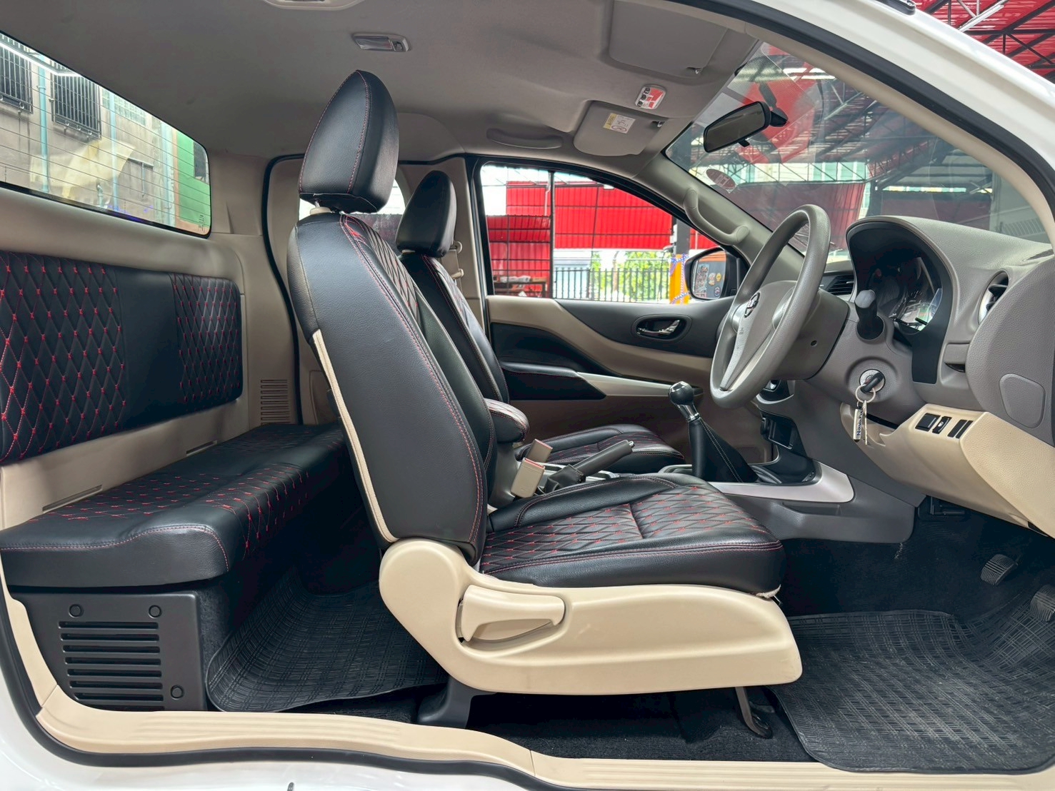 NAVARA NP300 2.5 E KINGCAB 2021