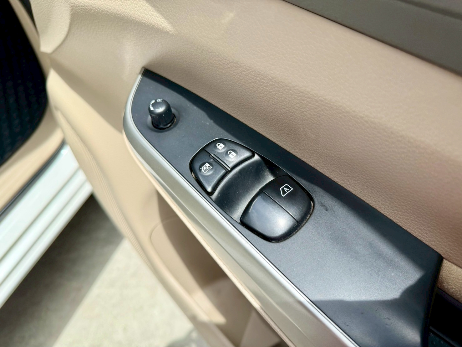 NAVARA NP300 2.5 E KINGCAB 2020