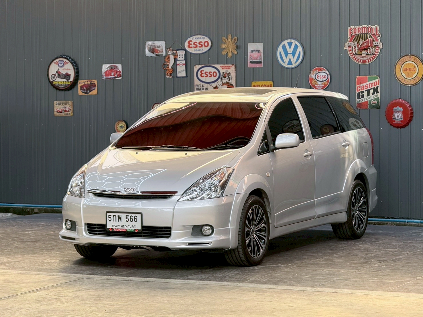 WISH 2.0 Q Limited Wagon 2004