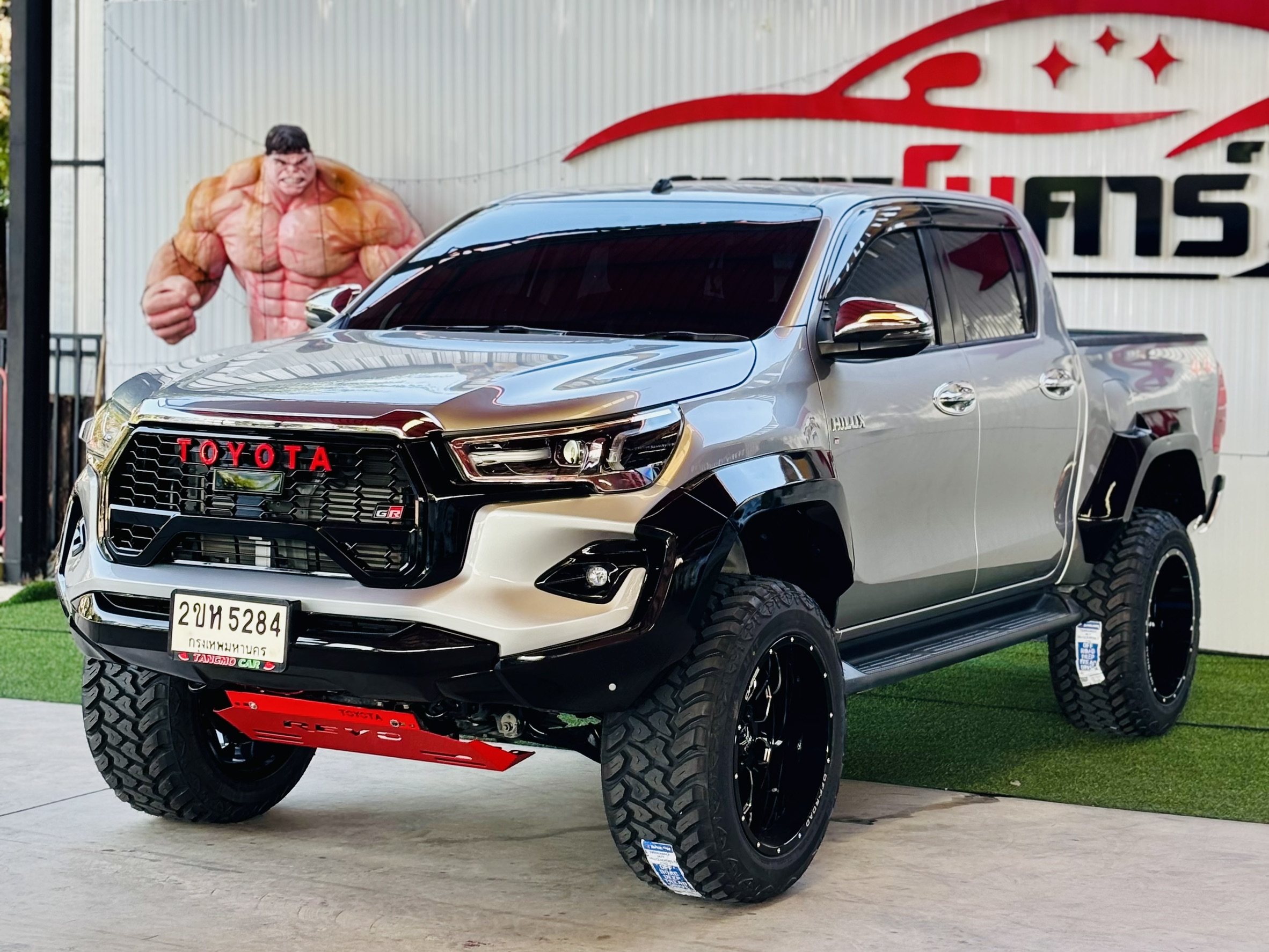 REVO 2.4 MID PRERUNNER DOUBLECAB 2022