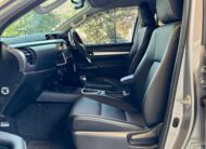 REVO 2.4 MID PRERUNNER DOUBLECAB 2022