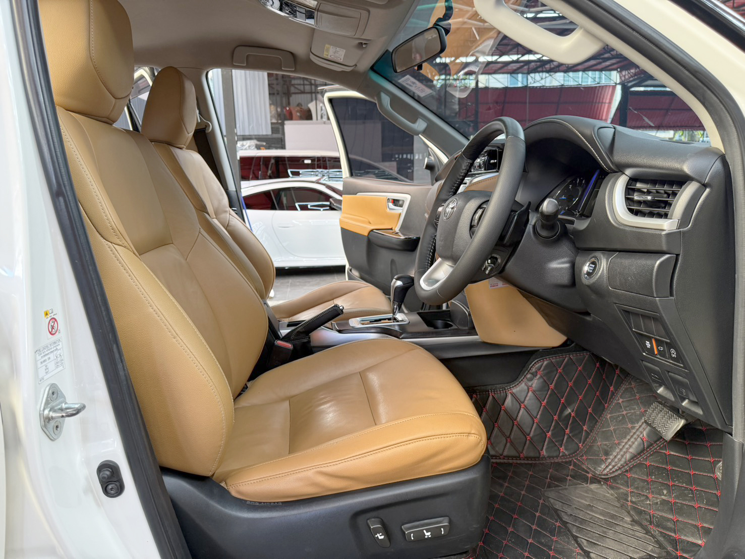 FORTUNER 2.8 V 4WD 2016