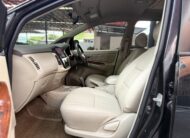 TOYOTA INNOVA 2.0 G 2010