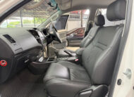 FORTUNER 2.5 V 2WD 2015