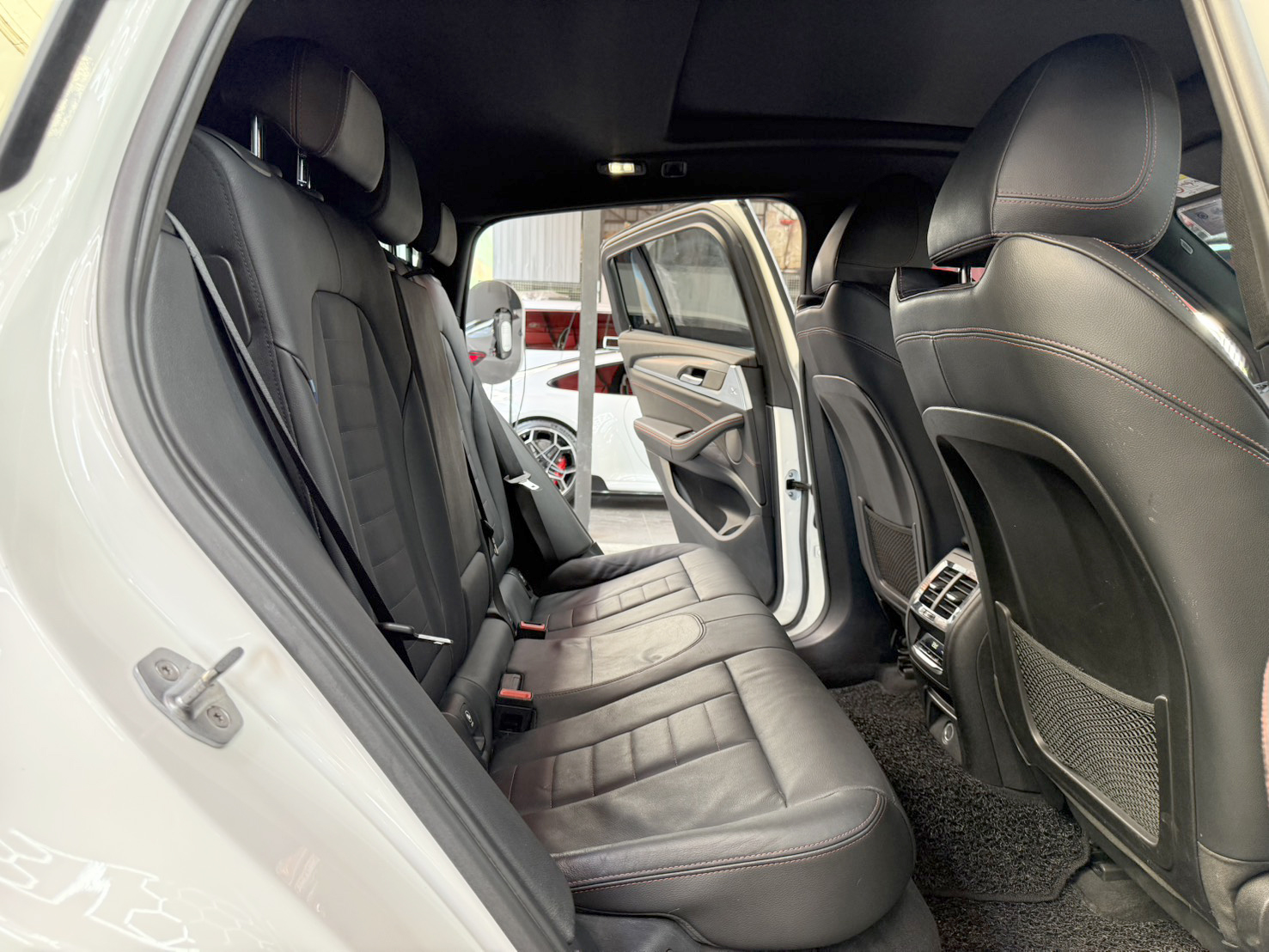 BMW X4 2.0 xDrive20d RHD 2019