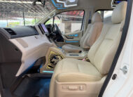 COMMUTER 2.8 Van 2026