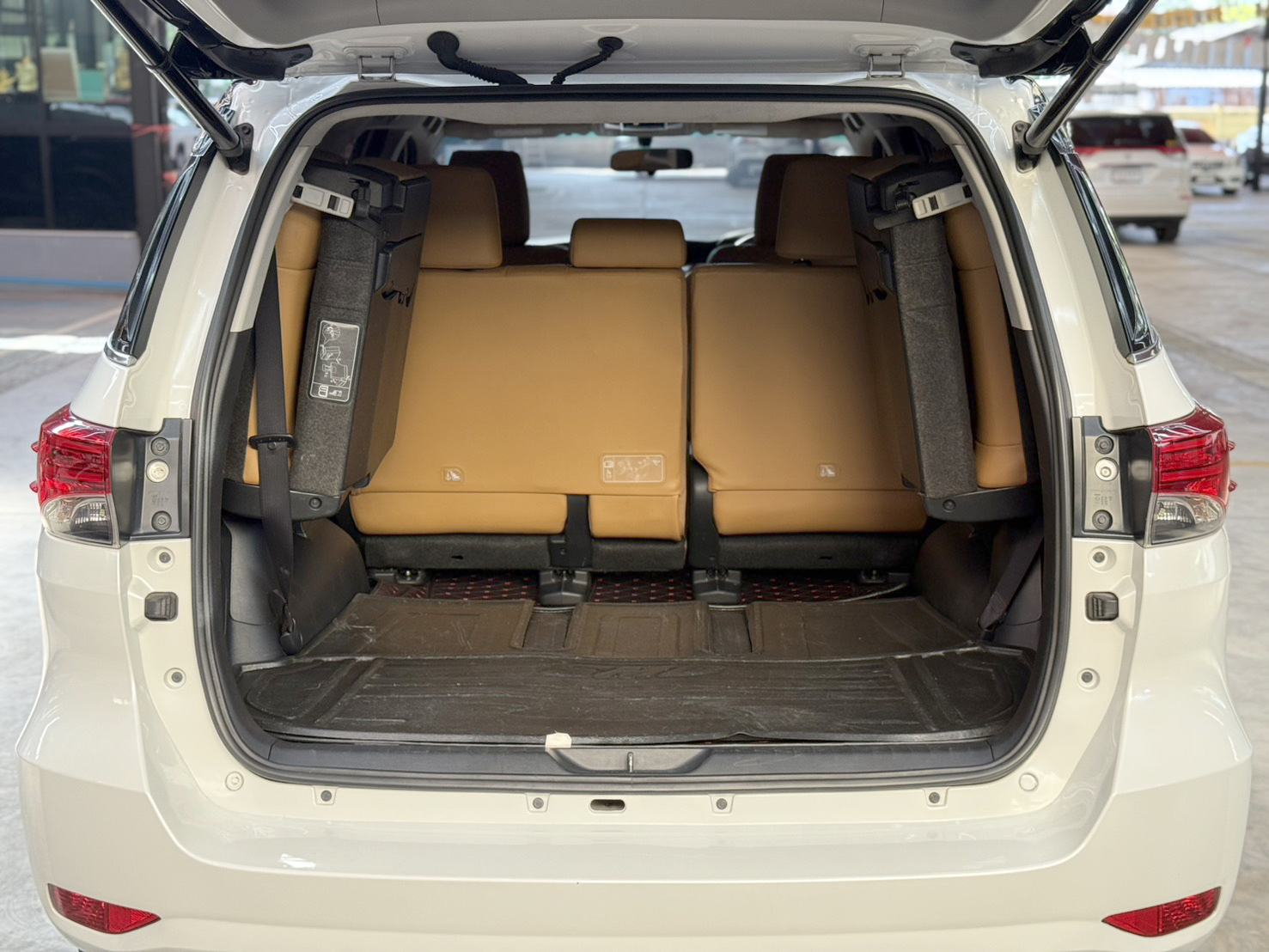 FORTUNER 2.8 V 4WD 2016