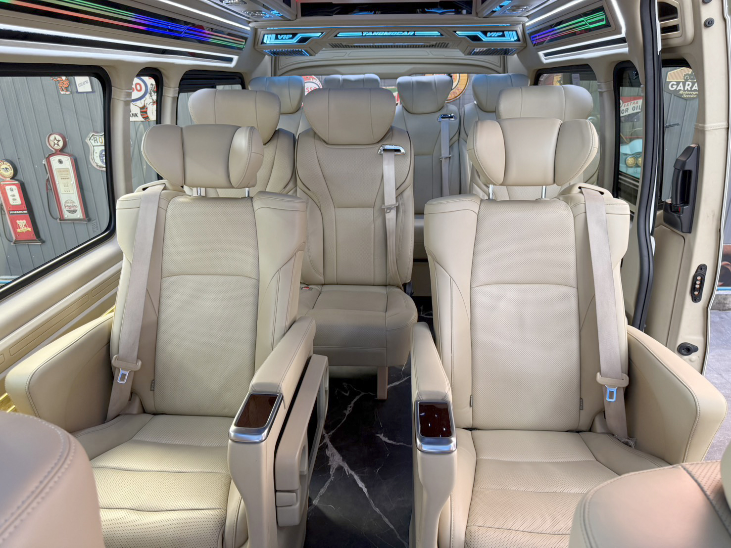 COMMUTER 2.8 Van 2026