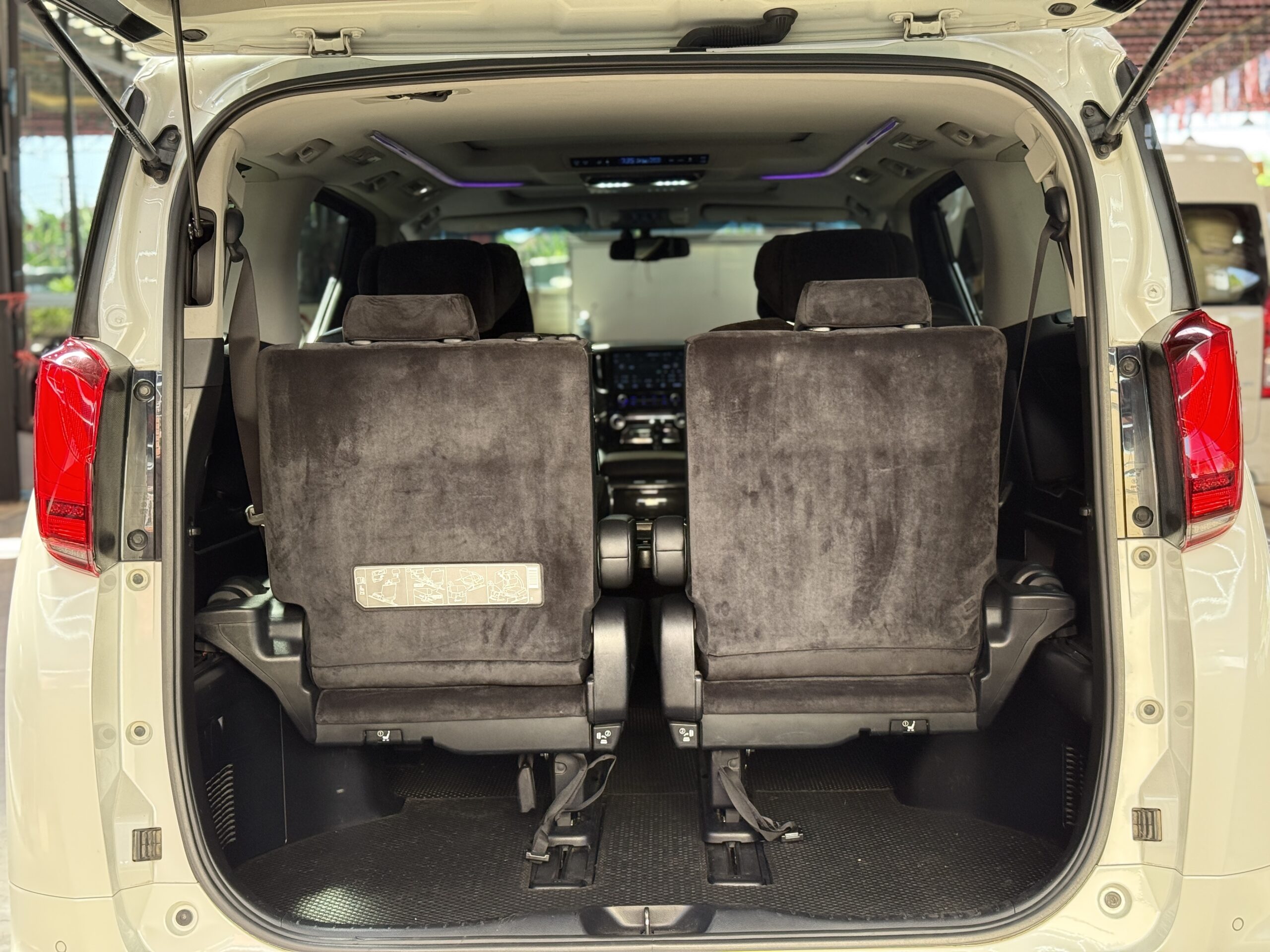 ALPHARD 2.5 SC PACKAGE 2016