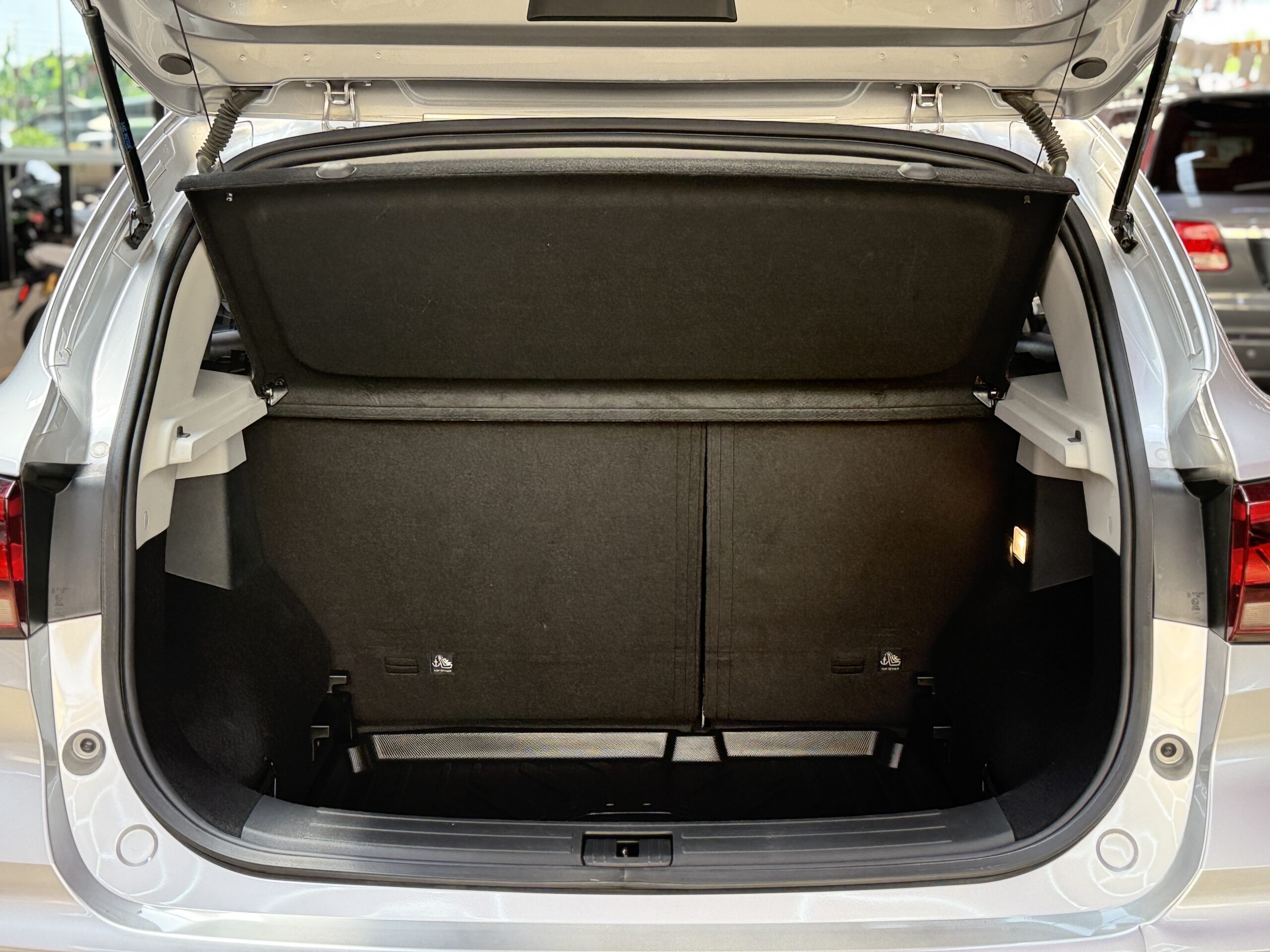 MG ZS 1.5 X+ SUNROOF 2022