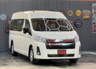 COMMUTER 2.8 Van 2026