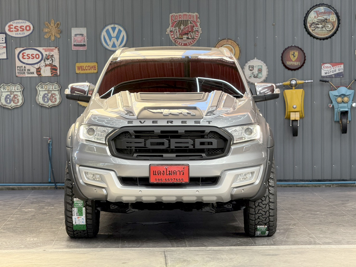 EVEREST 3.2 Titanium+ 4WD 2016