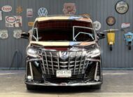 TOYOTA ALPHARD 2.5 HYBRID E-FOUR 2016