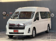 COMMUTER 2.8 Van 2026