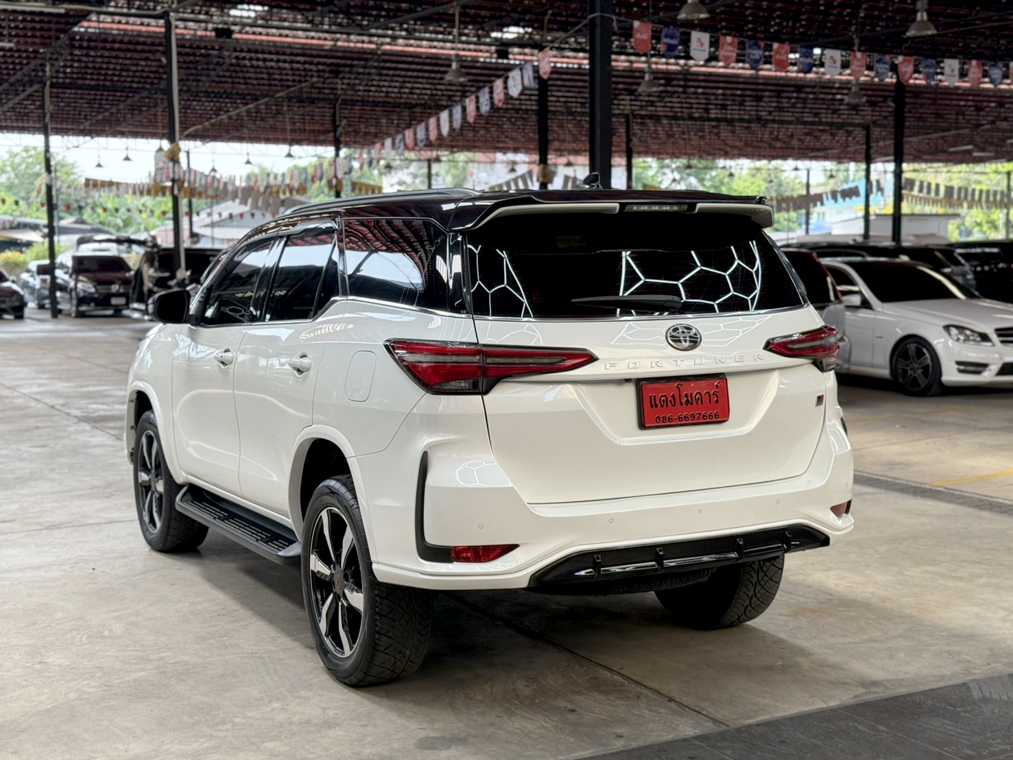 FORTUNER 2.8 GR Sport (Black Top) 4WD 2022