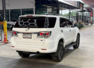 FORTUNER 2.5 V 2WD 2015